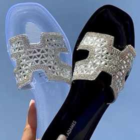 This sandal are just beautiful! They are so different and unique that they will make you feel just like that when tou wear them.