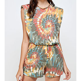 Jump right into this beautiful and comfy tie dye shoulder padded romper.